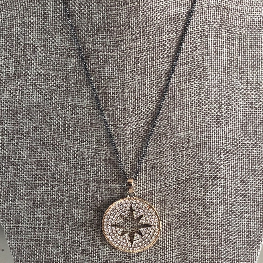 ⭐️ Star Pendent